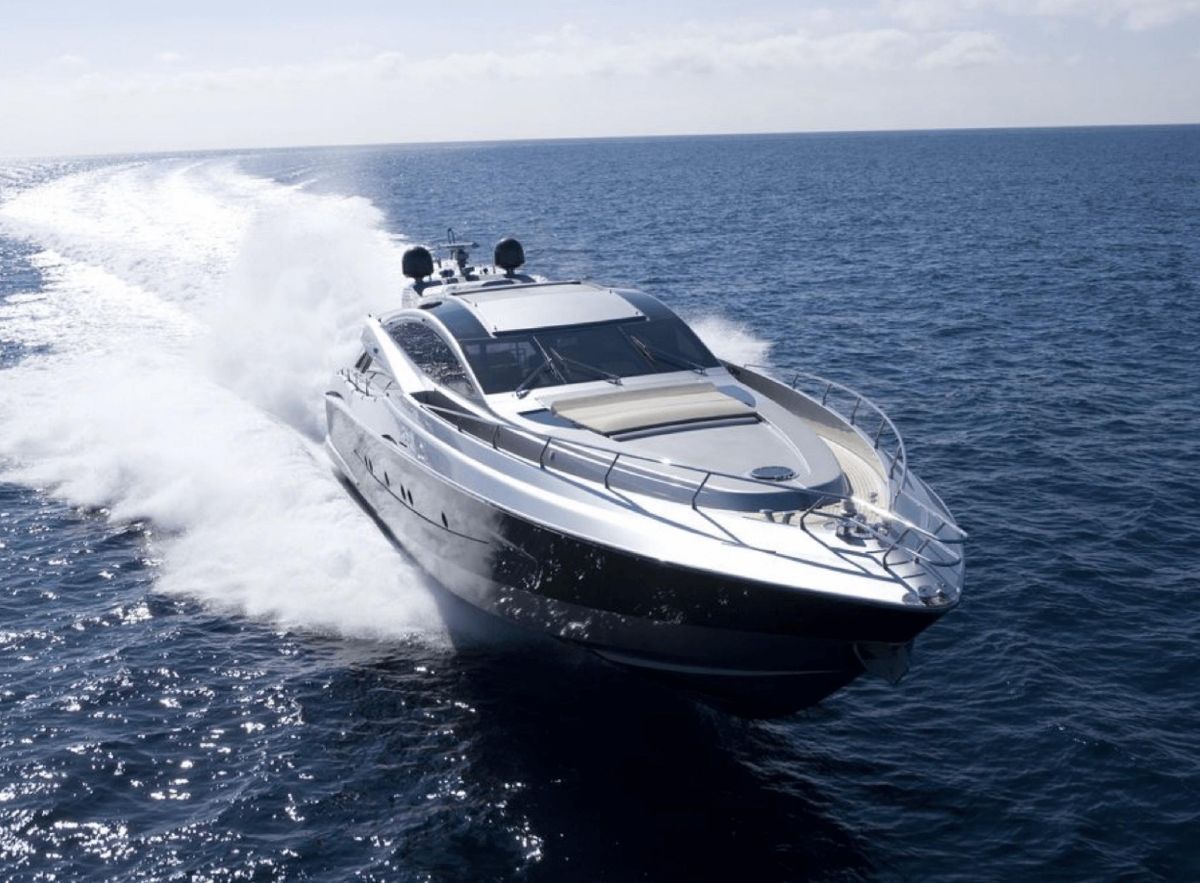 Canados 90 Open, Motor Yacht